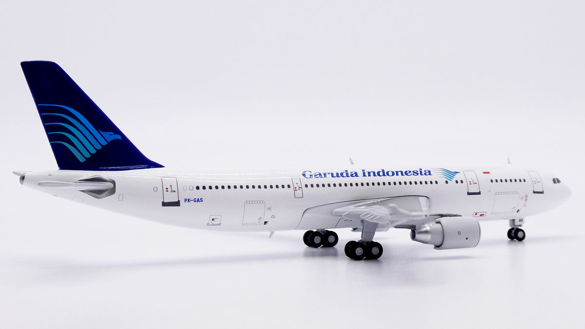 JC WINGS A300-600R GARUDA INDONESIA REG: PK-GAS
