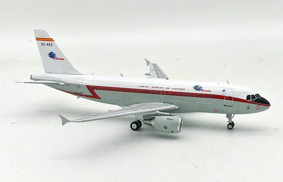 INFLIGHT 200 AIRBUS A319-111 IBERIA REG: EC-KKS