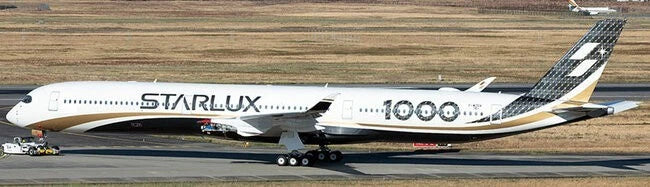 AVIATION 400 A350-1000XWB STARLUX AIRLINES "CARBON FIBER" (DETACHABLE GEAR) REG: B-58551