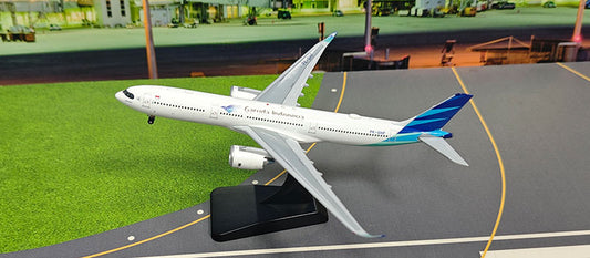 AVIATION 400 A330-941 GARUDA INDONESIA (DETACHABLE GEAR) REG: PK-GHF