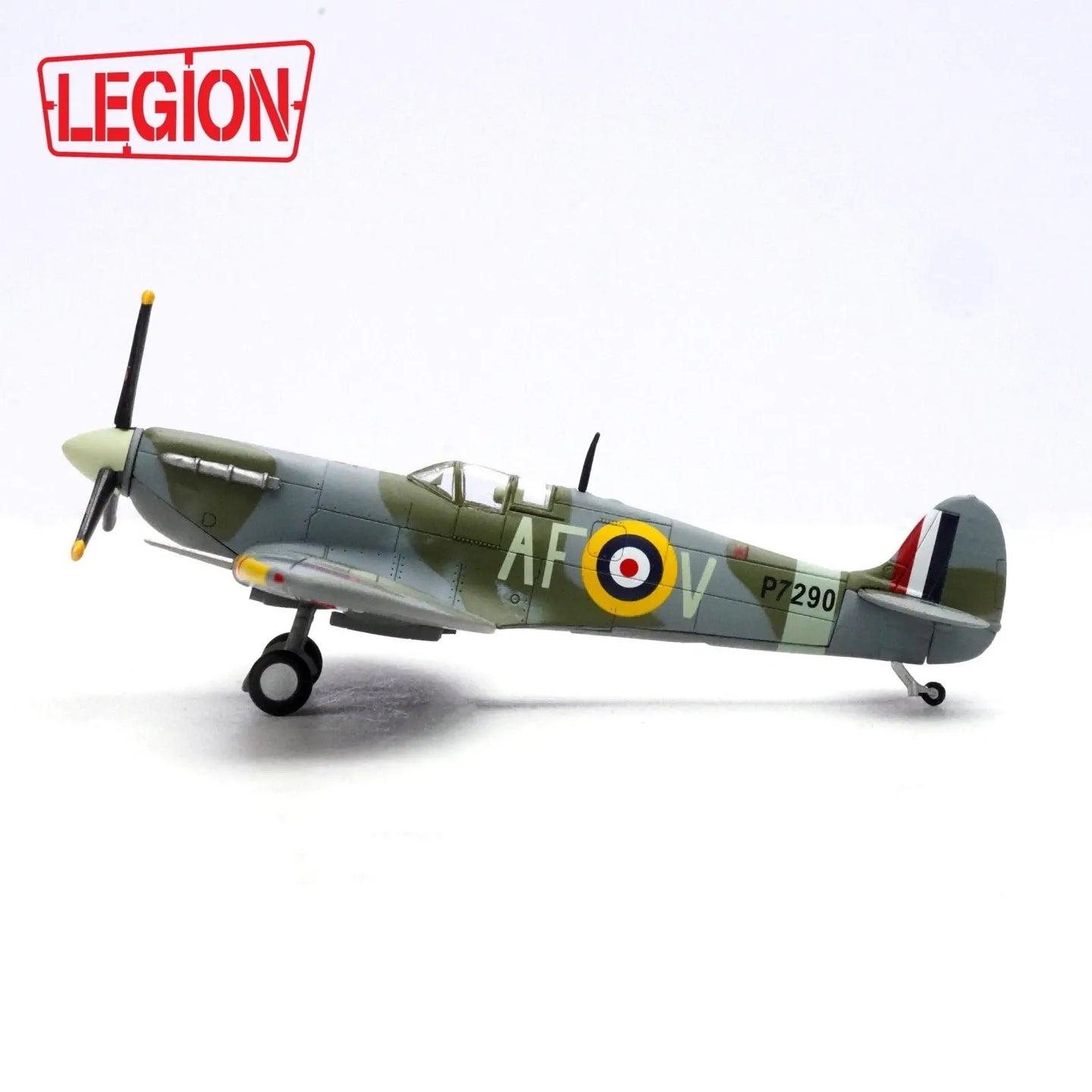 PANZERKAMPF SPITFIRE MK.IIA, AIR FIGHTNING DEVELOPMENT UNIT RAF ENGLAND APRIL 1942