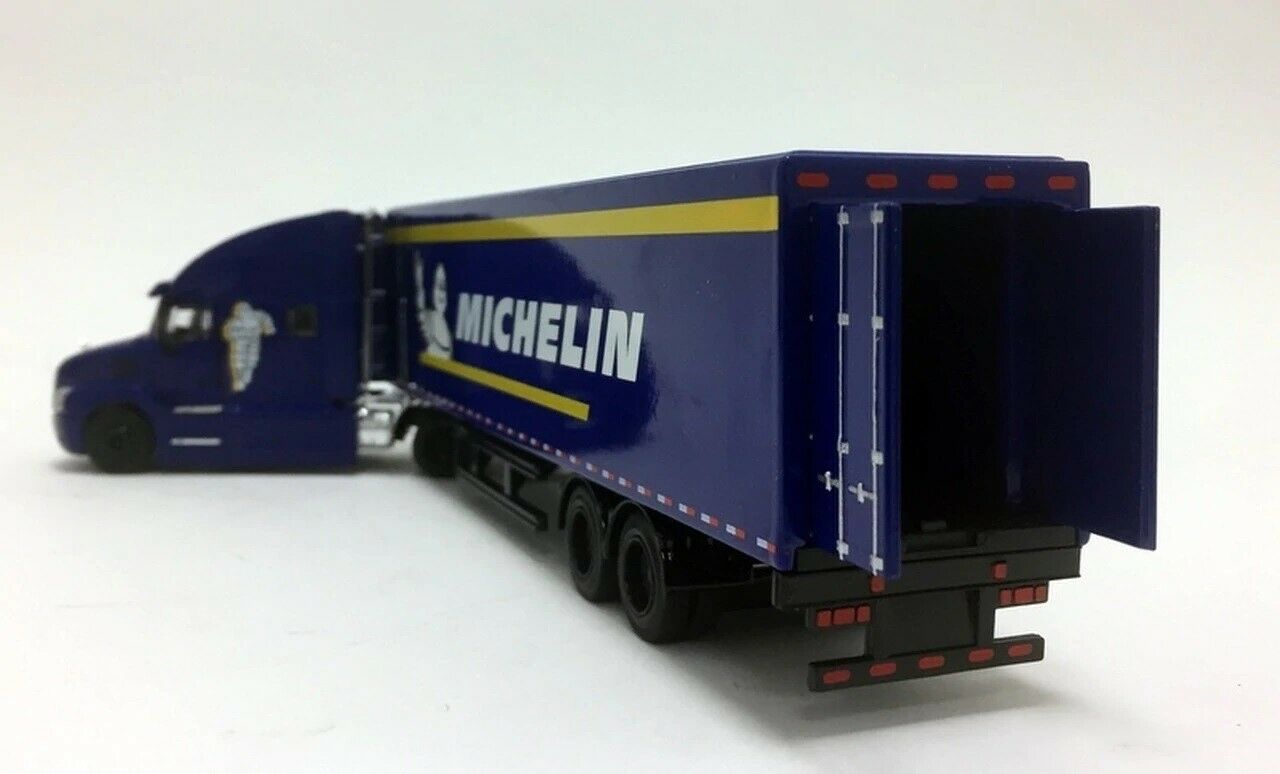 GREENLIGHT 2019 MACK ANTHEM 18 WHEELER