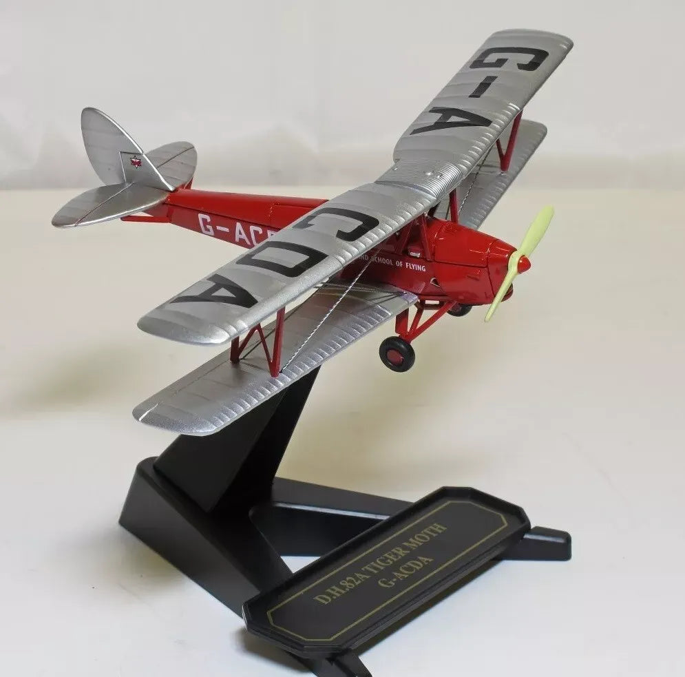 OXFORD DIECAST DH TIGER MOTH DE HAVILLAND FLYING CLUB