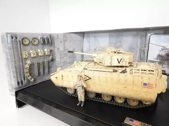 FORCES OF VALOR U.S.M2A2 BRADLEY 24th INFANTRY DIVISION