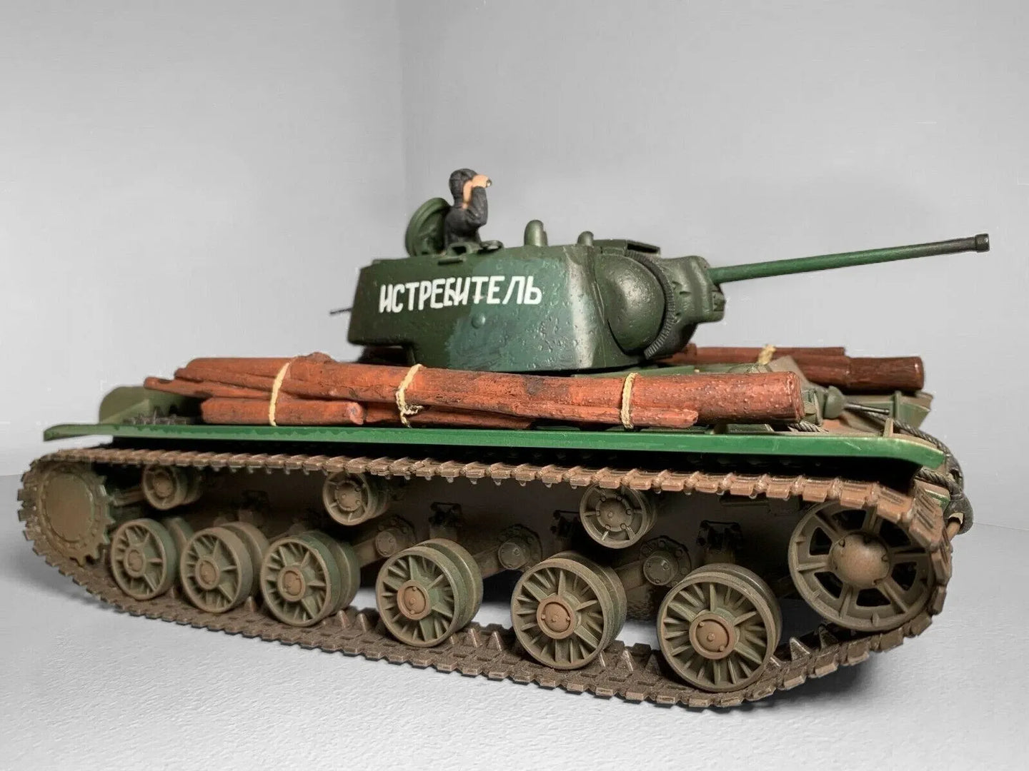 FORCES OF VALOR KV-1 HEAVY TANK SOVIET ARMY EASTERN FRONT 1944