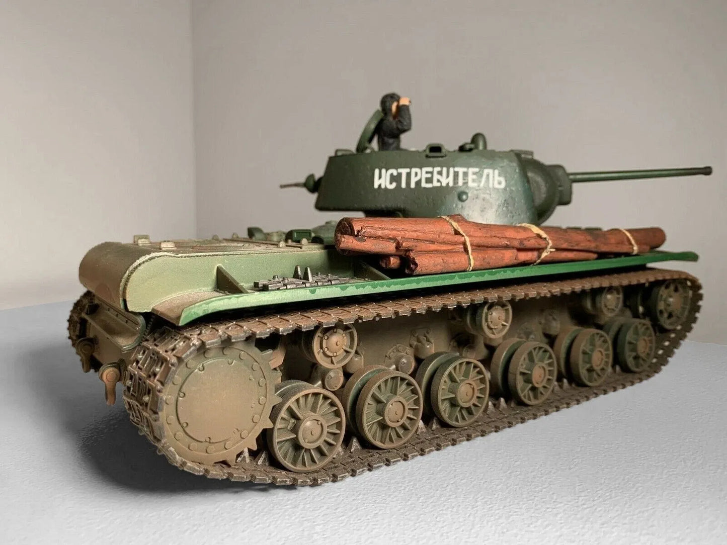 FORCES OF VALOR KV-1 HEAVY TANK SOVIET ARMY EASTERN FRONT 1944