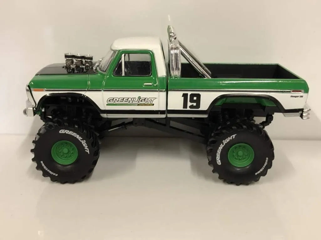 GREENLIGHT FORD F-250 MONSTER TRUCK NO.19