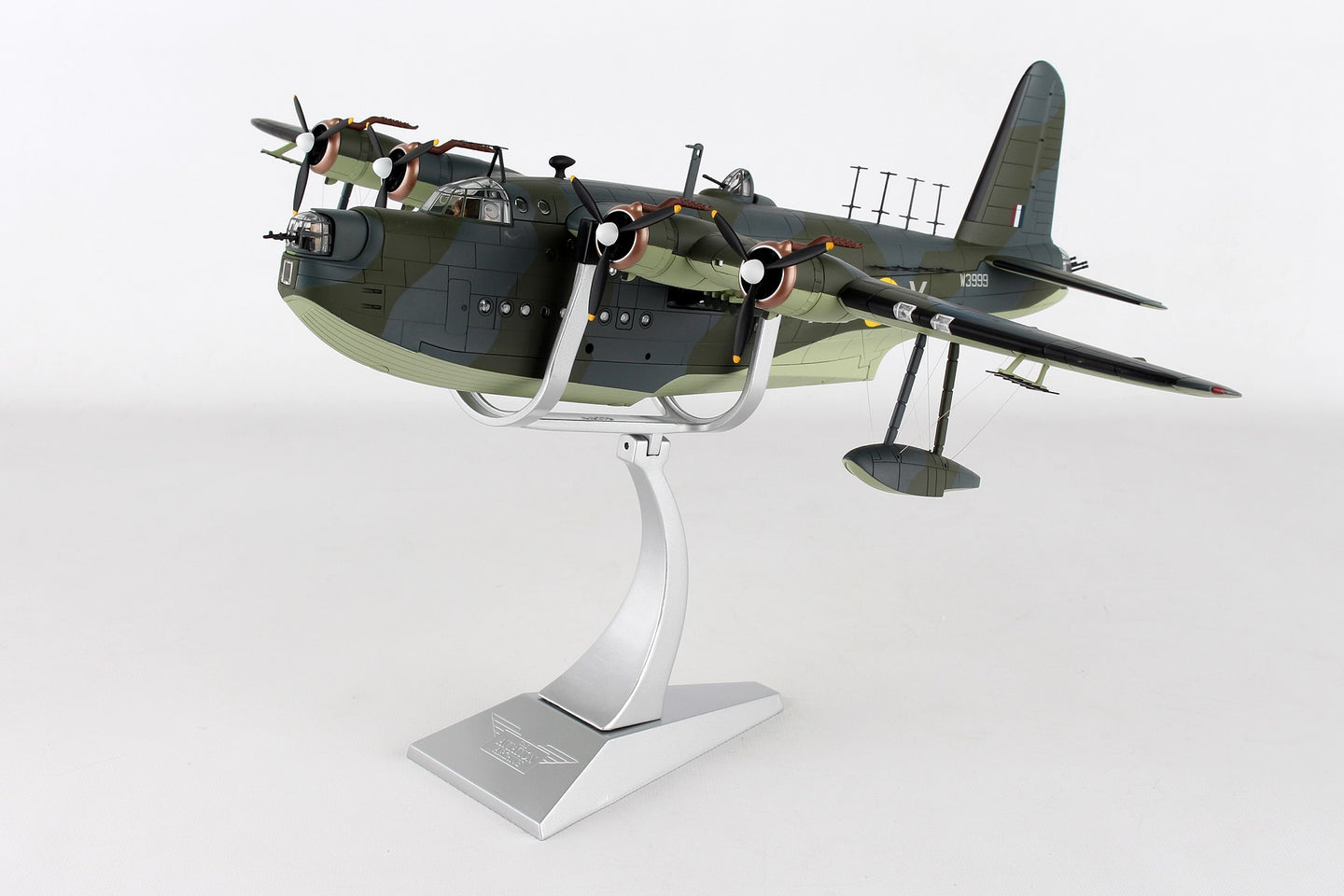 CORGI SUNDERLAND MK.III RAAF No.10 SQN, W3999, ENGLAND 1942