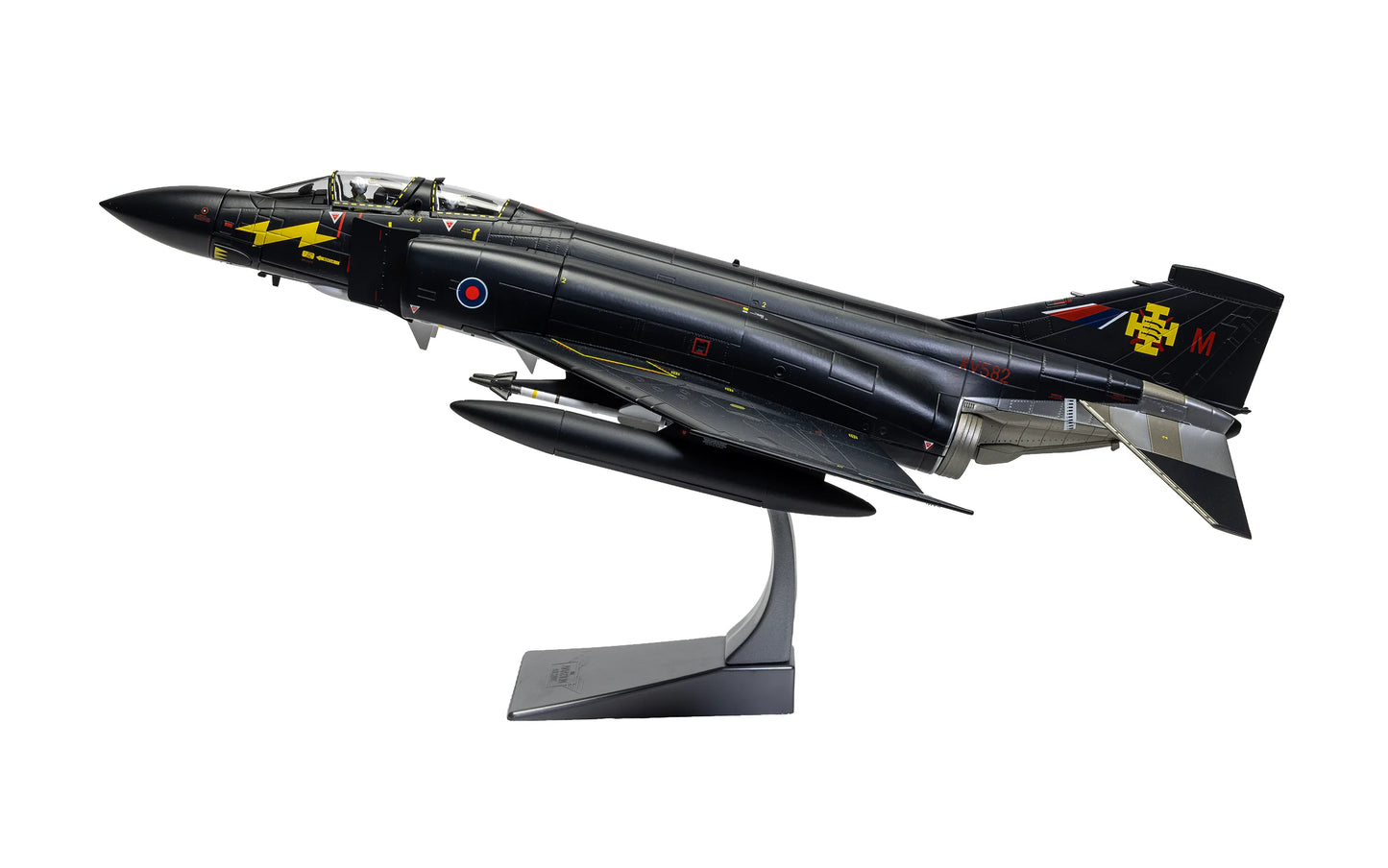 CORGI PHANTOM II FG.1 RAF XV582 "BLACK MIKE"