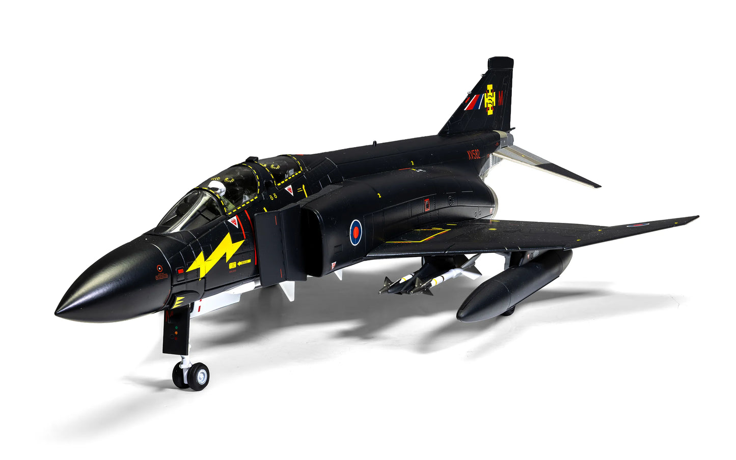 CORGI PHANTOM II FG.1 RAF XV582 "BLACK MIKE"