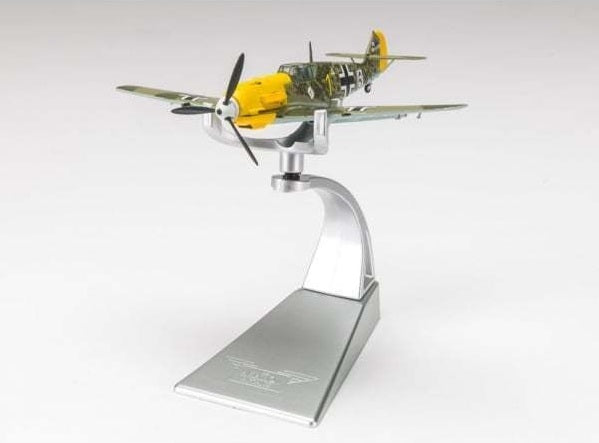 CORGI BF109 LUFTWAFFE 6./JG 51 YELLOW 1 "JOSEF `PIPS` PRILLER" MARDYCK FRANCE OCTOBER 1940