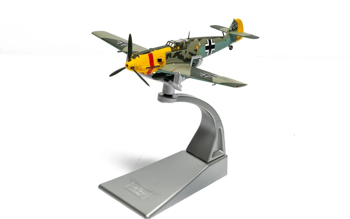 CORGI BF109E-4/B "YELLOW 1" OBERLEUTNANT "WALTER RUPP" (BATTLE OF BRITAIN 85)
