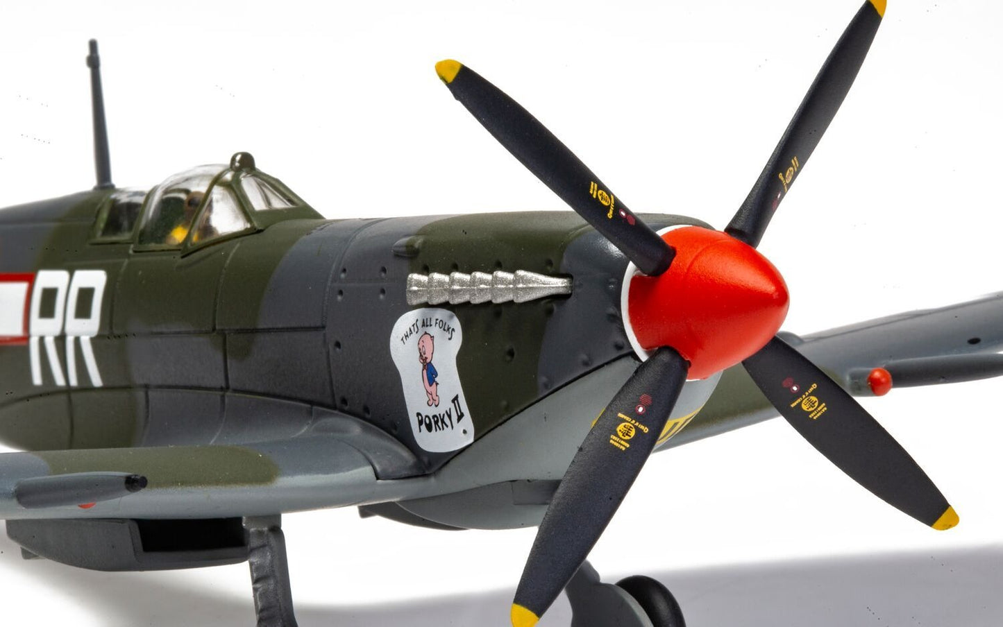 CORGI SPITFIRE MK.IXC MH656 WZ-RR "PORKY II" ROBERT CONNOR USAAF MEDITERRANEAN THEATRE 1943