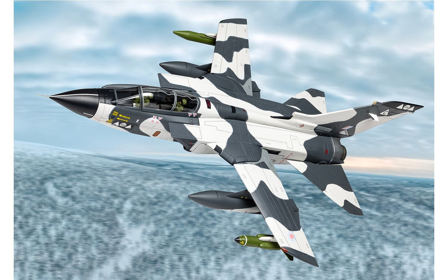 CORGI TORNADO GR1A ZA371/C RAF NO.II (AC) SQN "ARCTIC TRAINING EXERCISES" NORWAY 1995