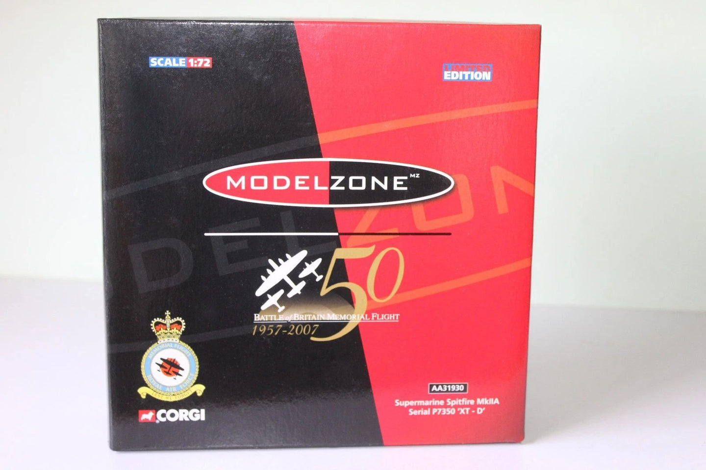 CORGI SPITFIRE MK II BBMF "BATTLE OF BRITAIN MEMORIAL FLIGHT" P7350 (LIMITED 2001 PIECES)