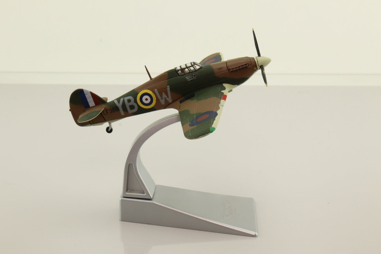 CORGI HAWKER HURRICANE MK.IIC RAF No.LF363 YB.W