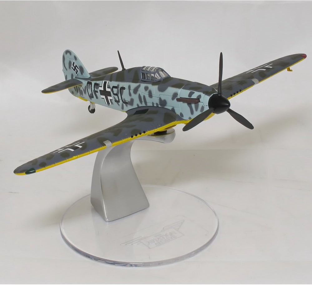 CORGI HURRICANE MK.1A CAPTIVE EAGLE IV 'FLYING FOR THE FUHRER' LUFTWAFFE CODE DF+SC RECHLIN MAGDEBURG EVALUATION UNIT 1942