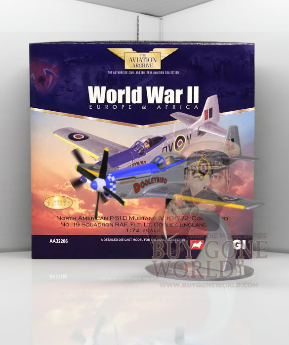 CORGI P-51D MUSTANG RAF "DOOLEYBIRD" ENGLAND 1945