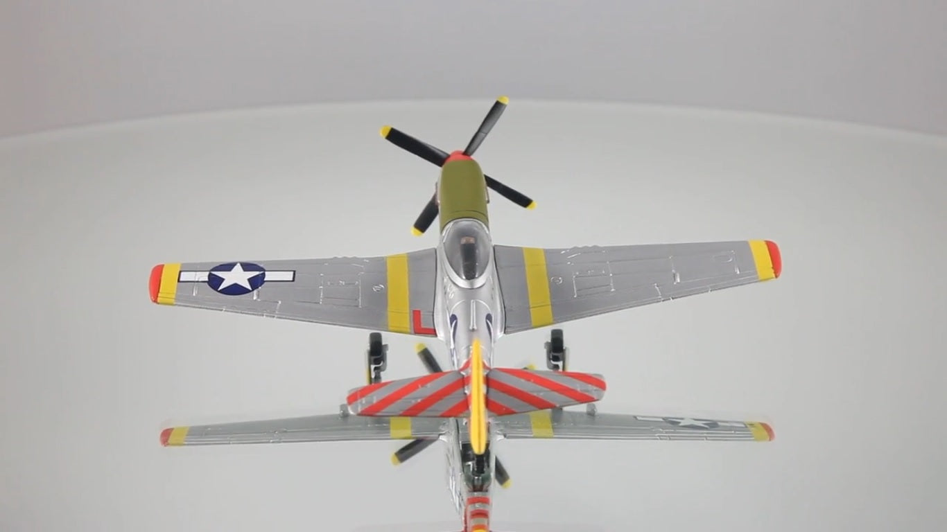 CORGI P-51D MUSTANG FS WILLIAM DANIEL USAAF