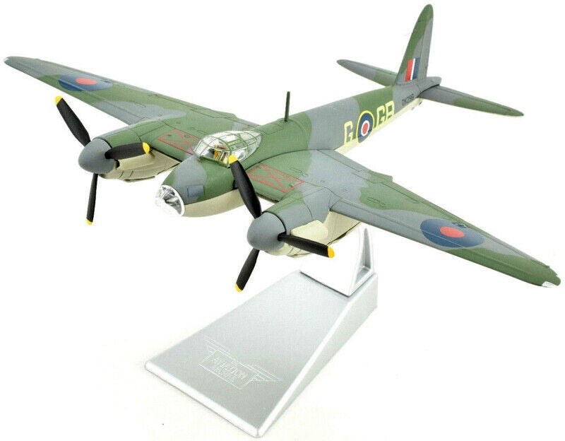 CORGI MOSQUITO B.MK IV RAF NI 105 SQUADRON D.A.G. 'GEORGE' PARRY JUNE 1942