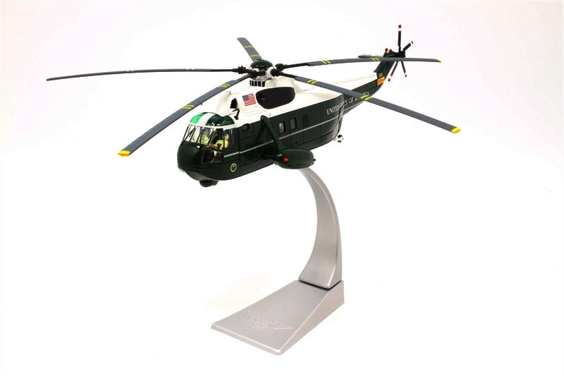 CORGI SIKORSKY VH-3D SEA KING U.S.PRESIDENTIAL FLIGHT
