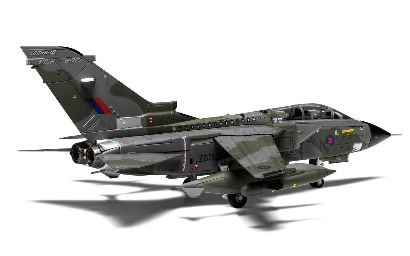 CORGI TORNADO GR.4 ZG752 RETIREMENT SCHEME RAF