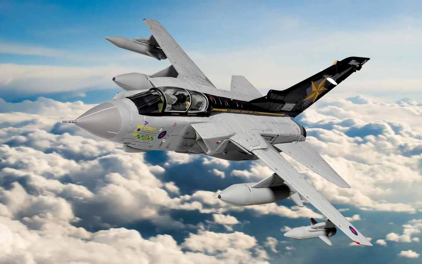 CORGI TORNADO GR.4 ZD716 RAF TORNADO FINALE NO.31 SQUADRON "GOLDSTARS SPECIAL RETIREMENT SCHEME" RAF MARHAM MARCH 2019