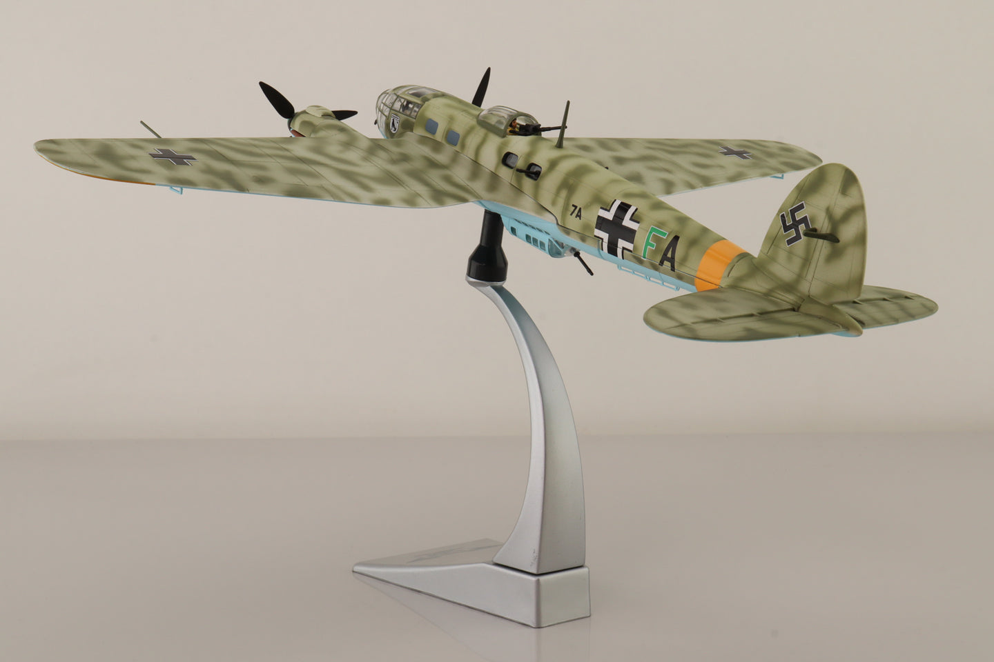 CORGI HE 111H-6 LUFTWAFFE GEFECHTSVERBAND KUHLMEY IMMOLA FINLAND 1944