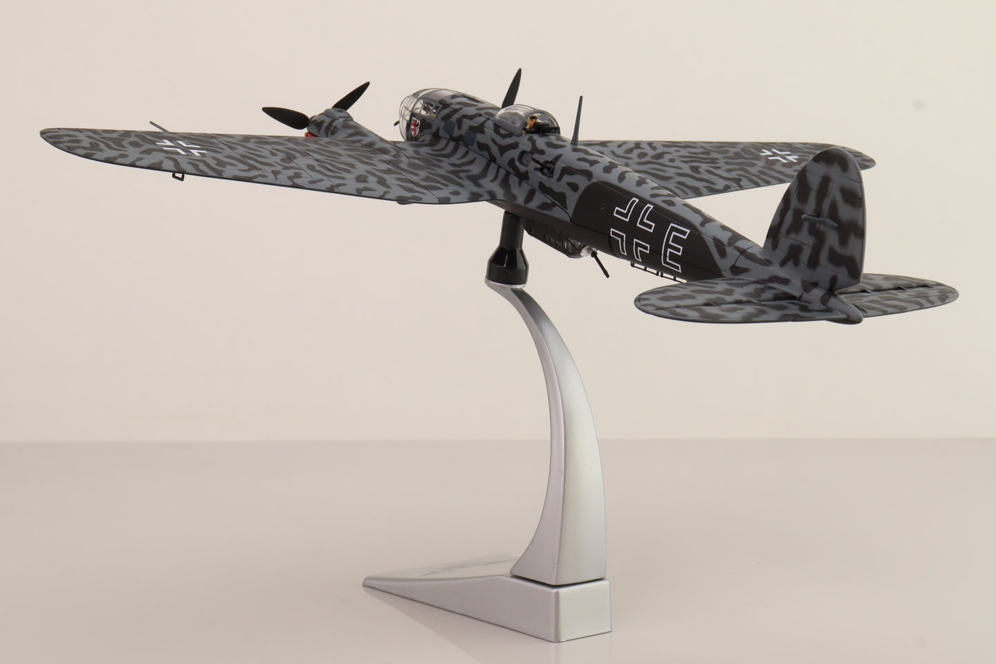 CORGI HEINKEL HE 111P-2 LUFTWAFFE KG 55 GREIF