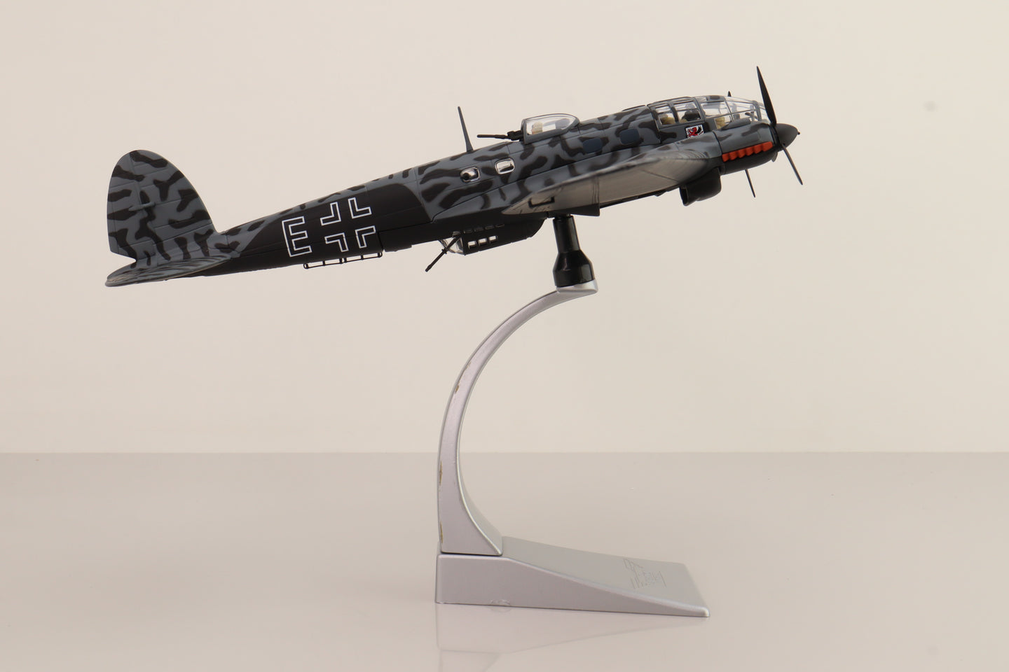 CORGI HEINKEL HE 111P-2 LUFTWAFFE KG 55 GREIF