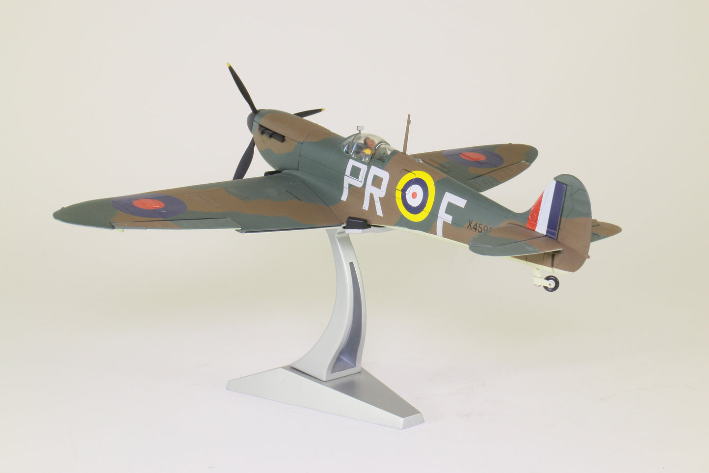 CORGI SPITFIRE MK.I RAF X4590/PR-F No.609 SQUADRON