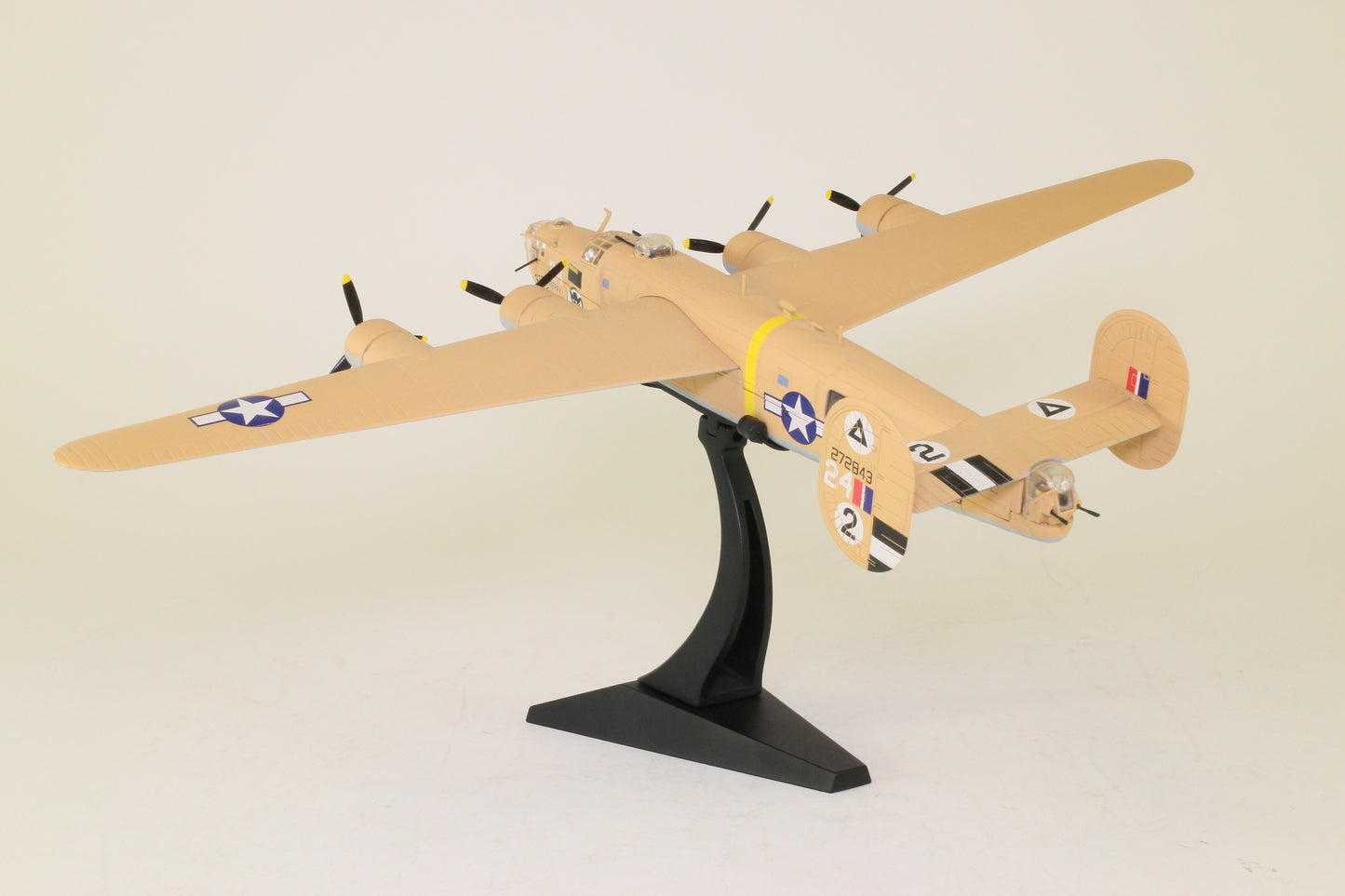CORGI B-24D LIBERATOR USAAF "STRAWBERRY BITCH" PLOESTI RAID 1943