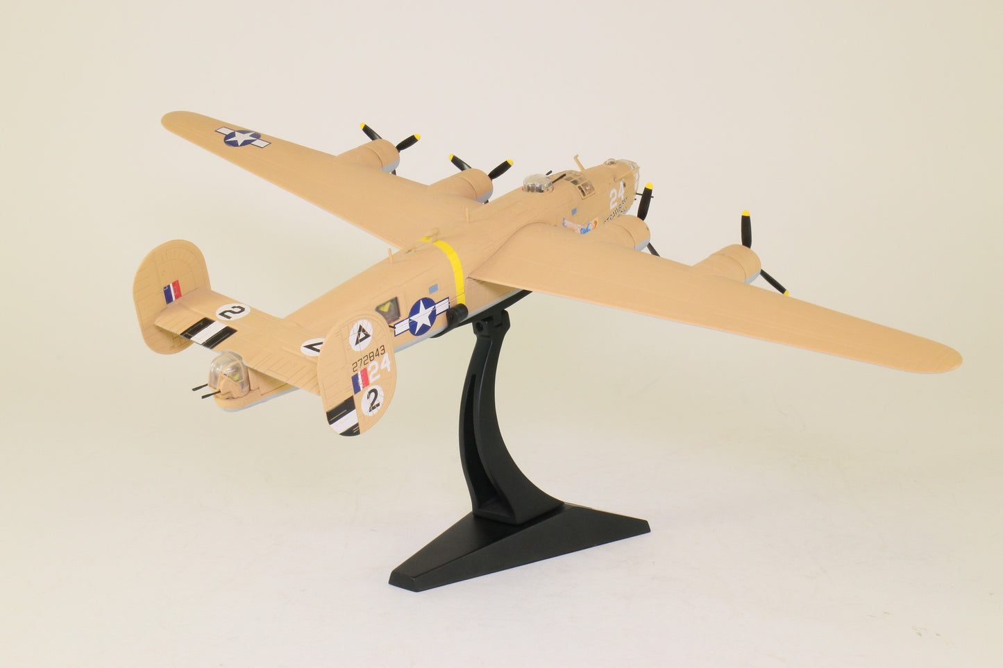 CORGI B-24D LIBERATOR USAAF "STRAWBERRY BITCH" PLOESTI RAID 1943
