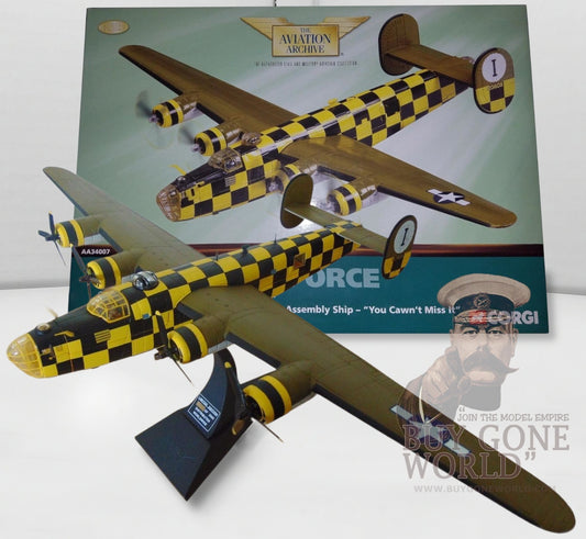 CORGI B-24D LIBERATOR USAAF FORMATION ASSEMBLY SHIP "YOU CAWN'T MISS IT" RAF BUNGAY ENGLAND 1944