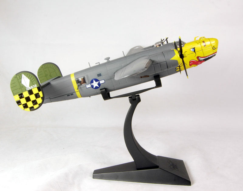 CORGI B-24H LIBERATOR USAAF 459TH BG 756TH BS 41-28832 GIULIA FIELD ITALY 1944