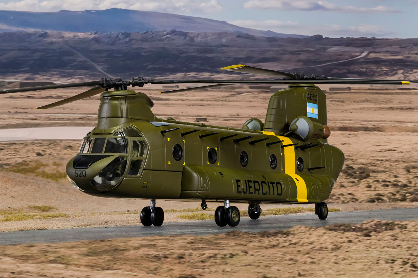 CORGI CHINOOK AE-520 ARGENTINE ARMY CAPTURED 1982