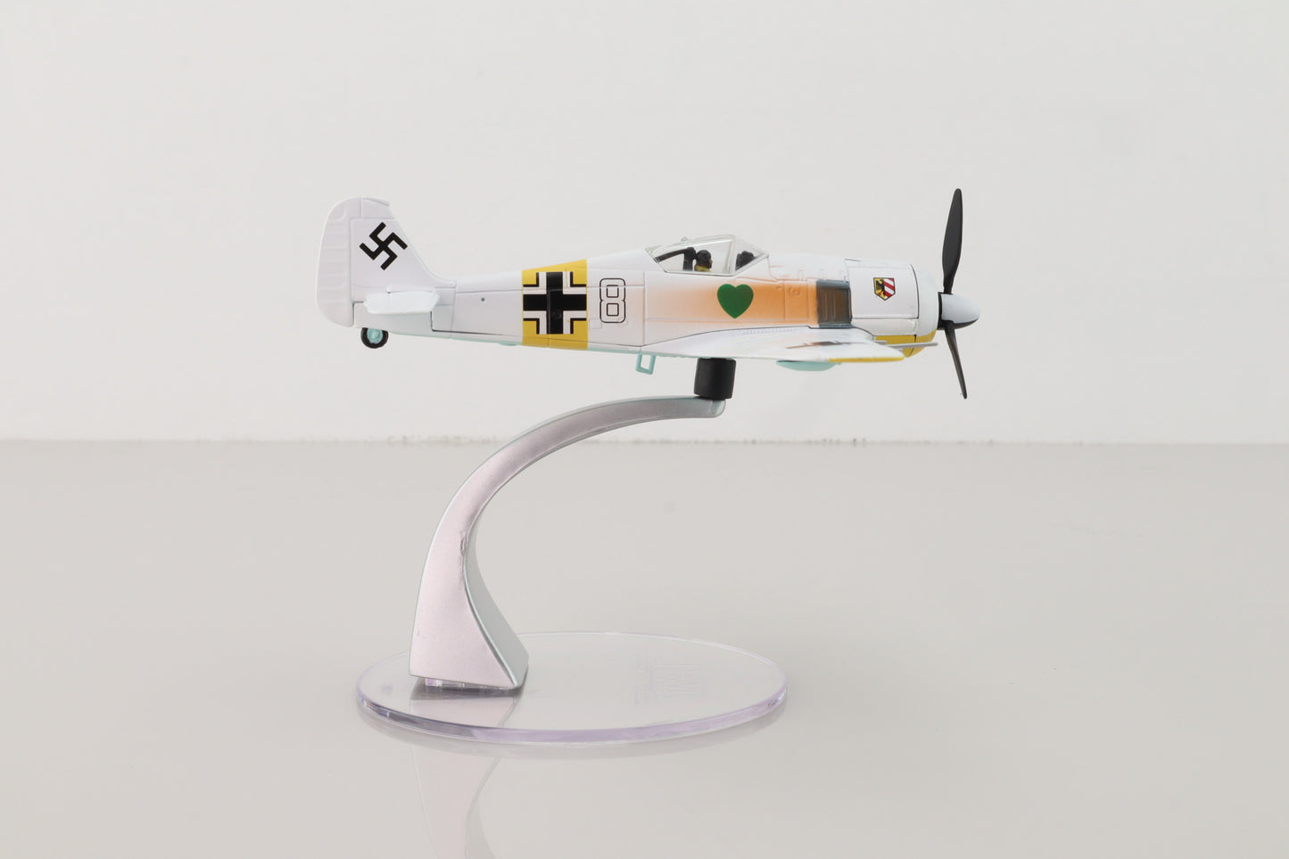 CORGI FW190A "WHITE 8" 1./JG 54 WALTER NOWOTNY