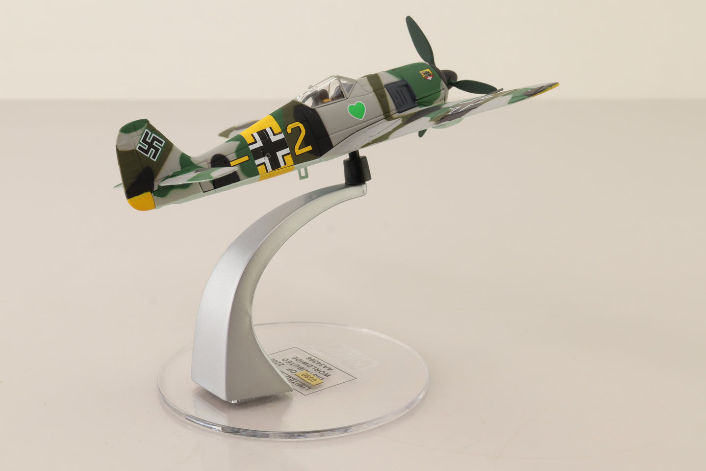 CORGI FW-190A-4 LUFTWAFFE "YELLOW 2" OBERFELDWEBEL HEINRICH STERR, MARCH 1943