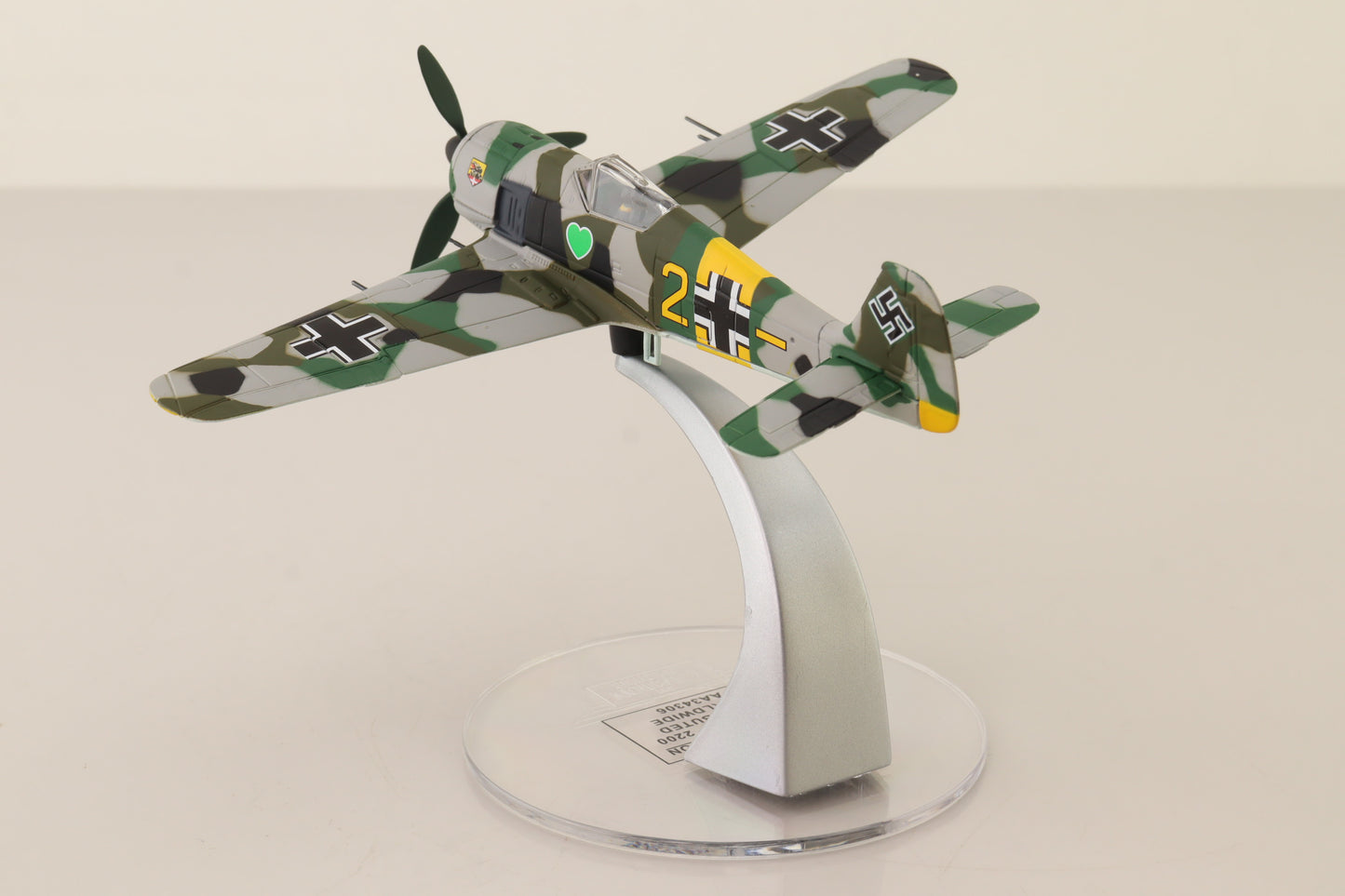 CORGI FW-190A-4 LUFTWAFFE "YELLOW 2" OBERFELDWEBEL HEINRICH STERR, MARCH 1943