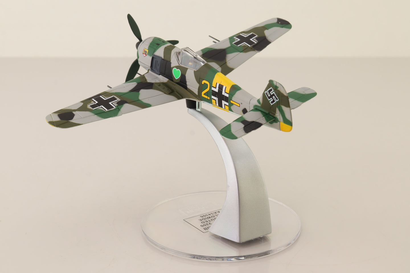 CORGI FW-190A-4 LUFTWAFFE "YELLOW 2" OBERFELDWEBEL HEINRICH STERR, MARCH 1943