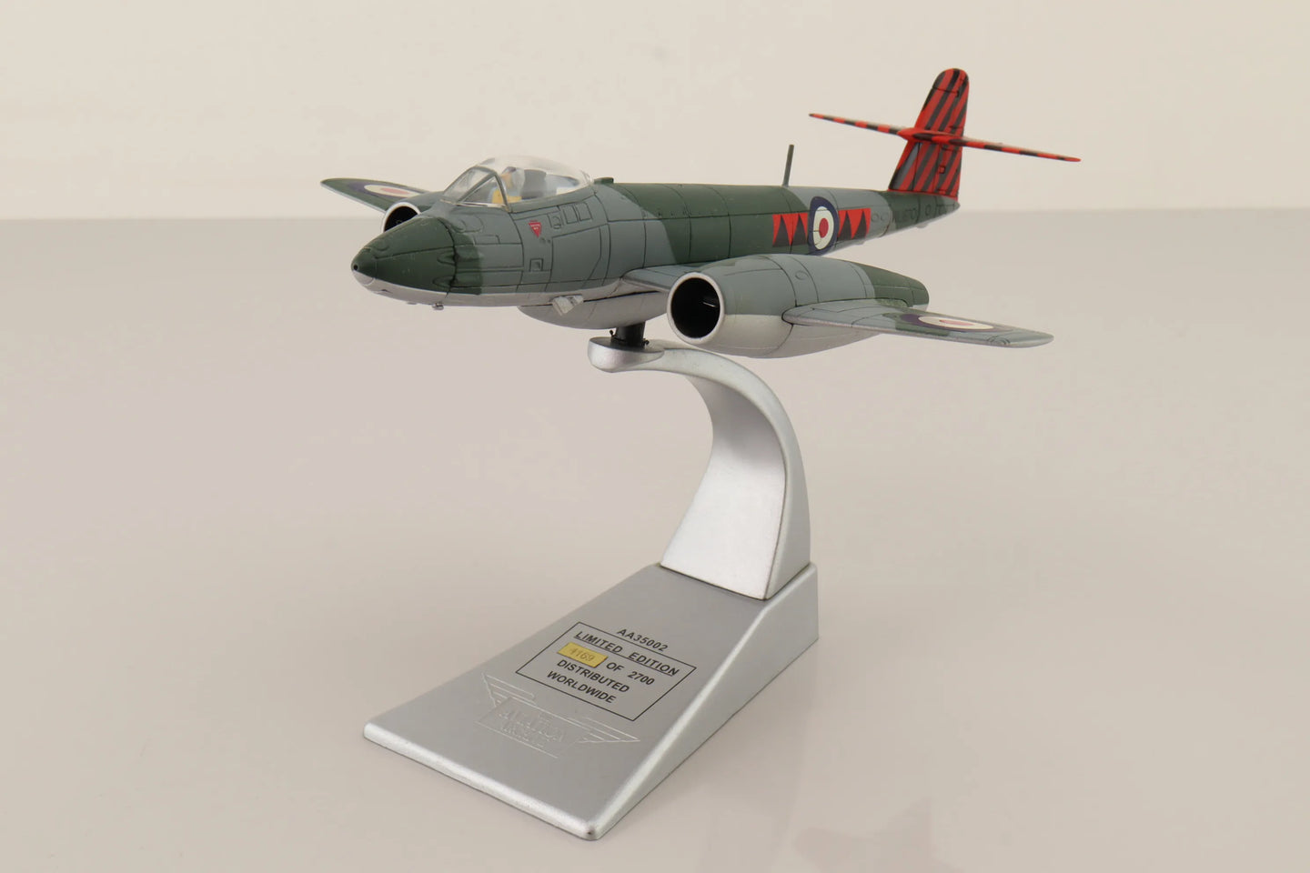 CORGI GLOSTER METEOR F.MK 8 RAF No.601 SQN