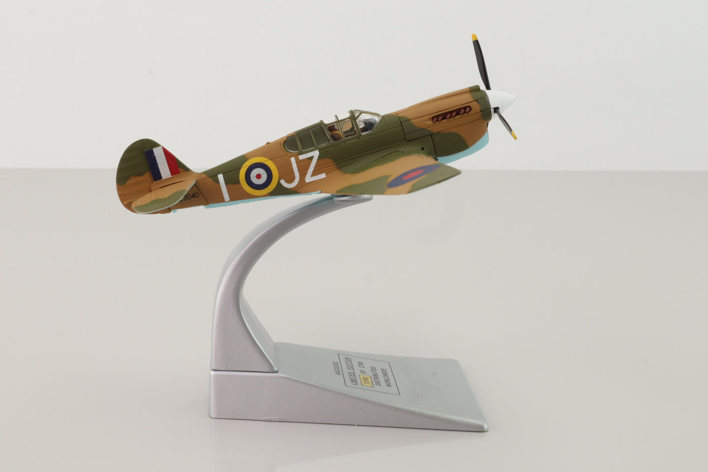 CORGI CURTISS P-40E WARHAWK RNZAF JOHNNIE GIBSON NEW ZEALAND 1942