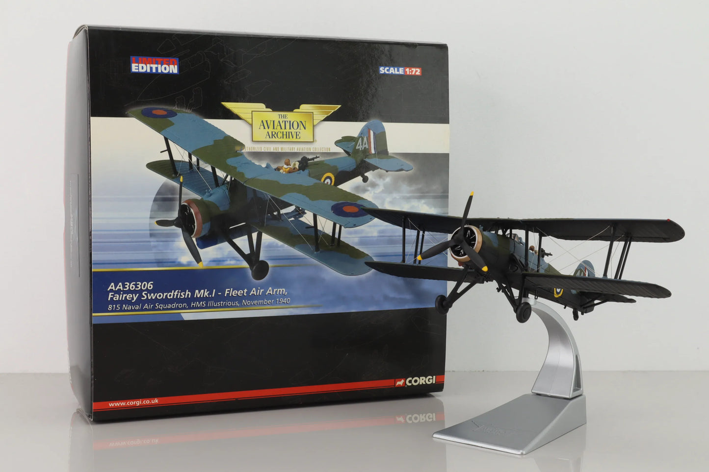 CORGI FAIREY SWORDFISH MK.I FLEET AIR ARM 815 NAVAL AIR SQUADRON HMS ILLUSTRIOUS 1940