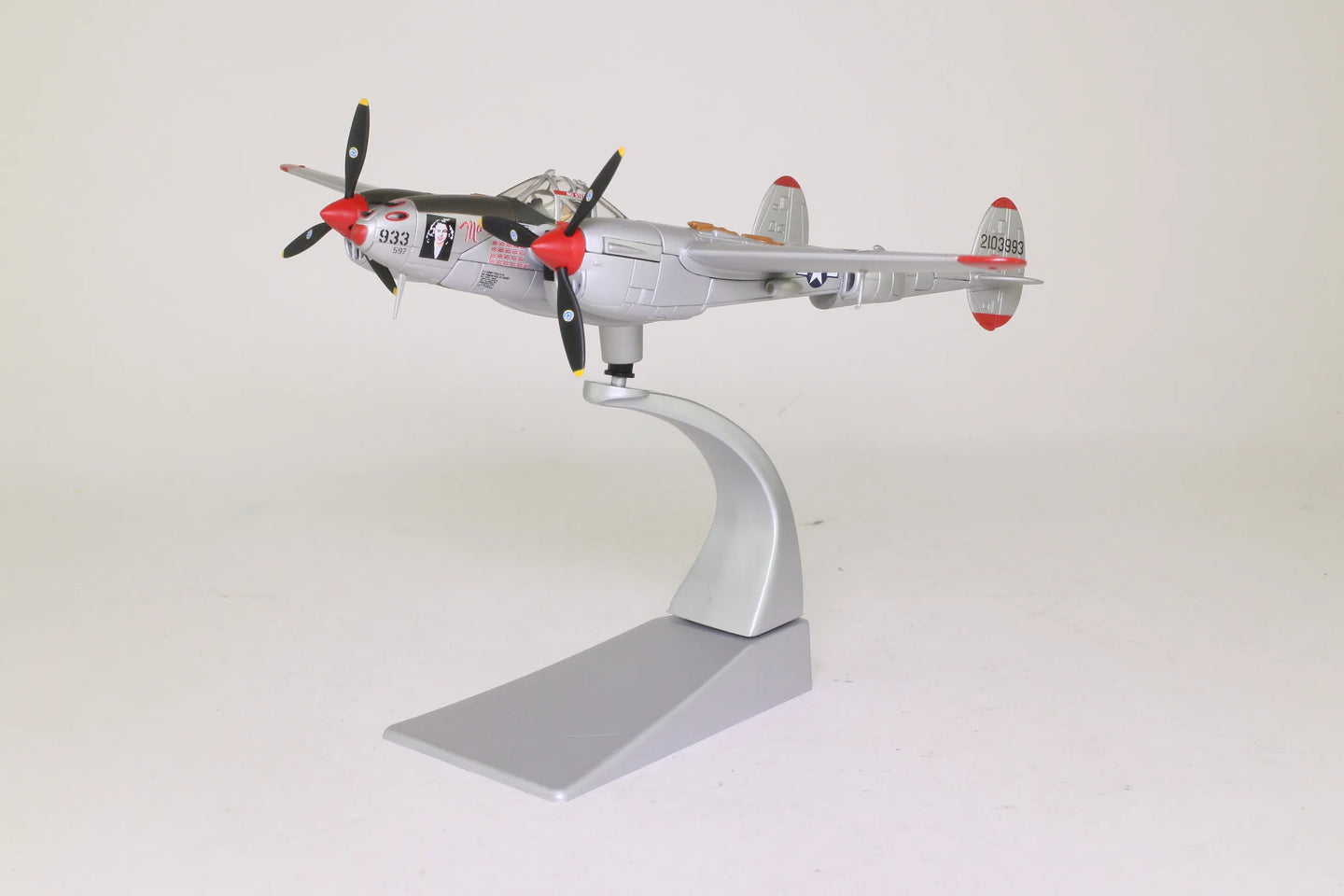 CORGI P-38J LIGHTNING USAAF 49TH FG 9TH FS 42-103993 "MARGE" RICHARD BONG NEW GUINEA 1942