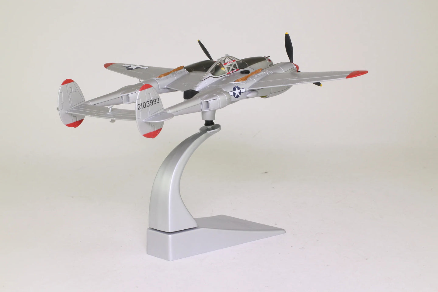 CORGI P-38J LIGHTNING USAAF 49TH FG 9TH FS 42-103993 "MARGE" RICHARD BONG NEW GUINEA 1942