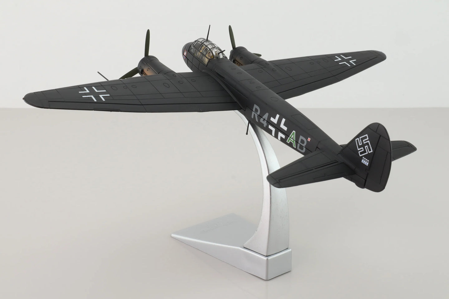 CORGI JUNKERS JU 88C-4 NIGHTFIGHTER NJG2 HOLLAND 1941