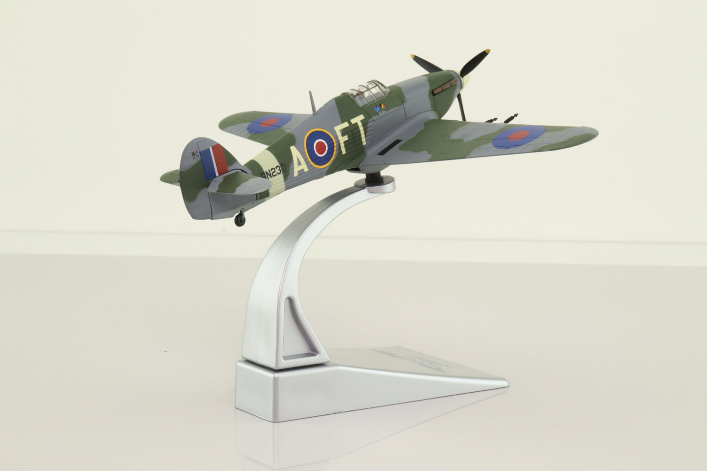 CORGI HURRICANE MK.II RAF No.43 SQN DANIEL DU VIVIER ENGLAND 1942