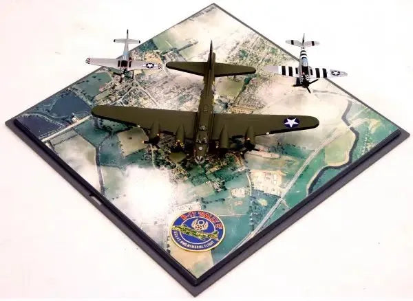 CORGI B17 SALLY B MUSTANG & THUNDERBOLT USAAF