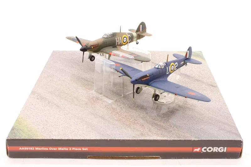 CORGI SPITFIRE MK.V & HURRICANE 2 PIECE SET