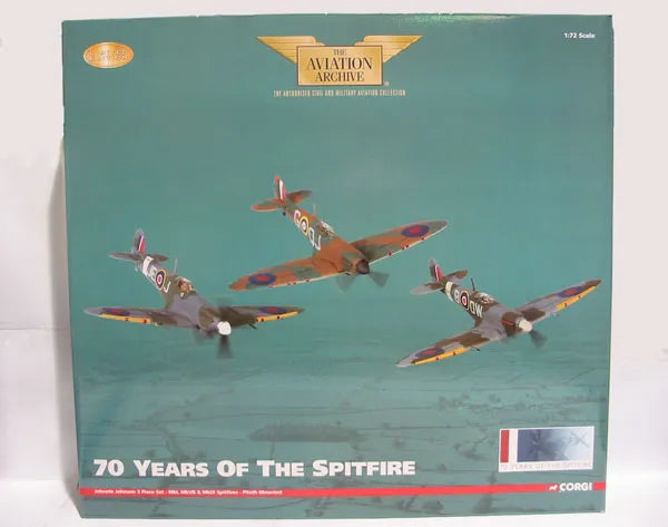 CORGI SPITFIRE RAF JOHNNIE JOHNSON 3 PIECE SET